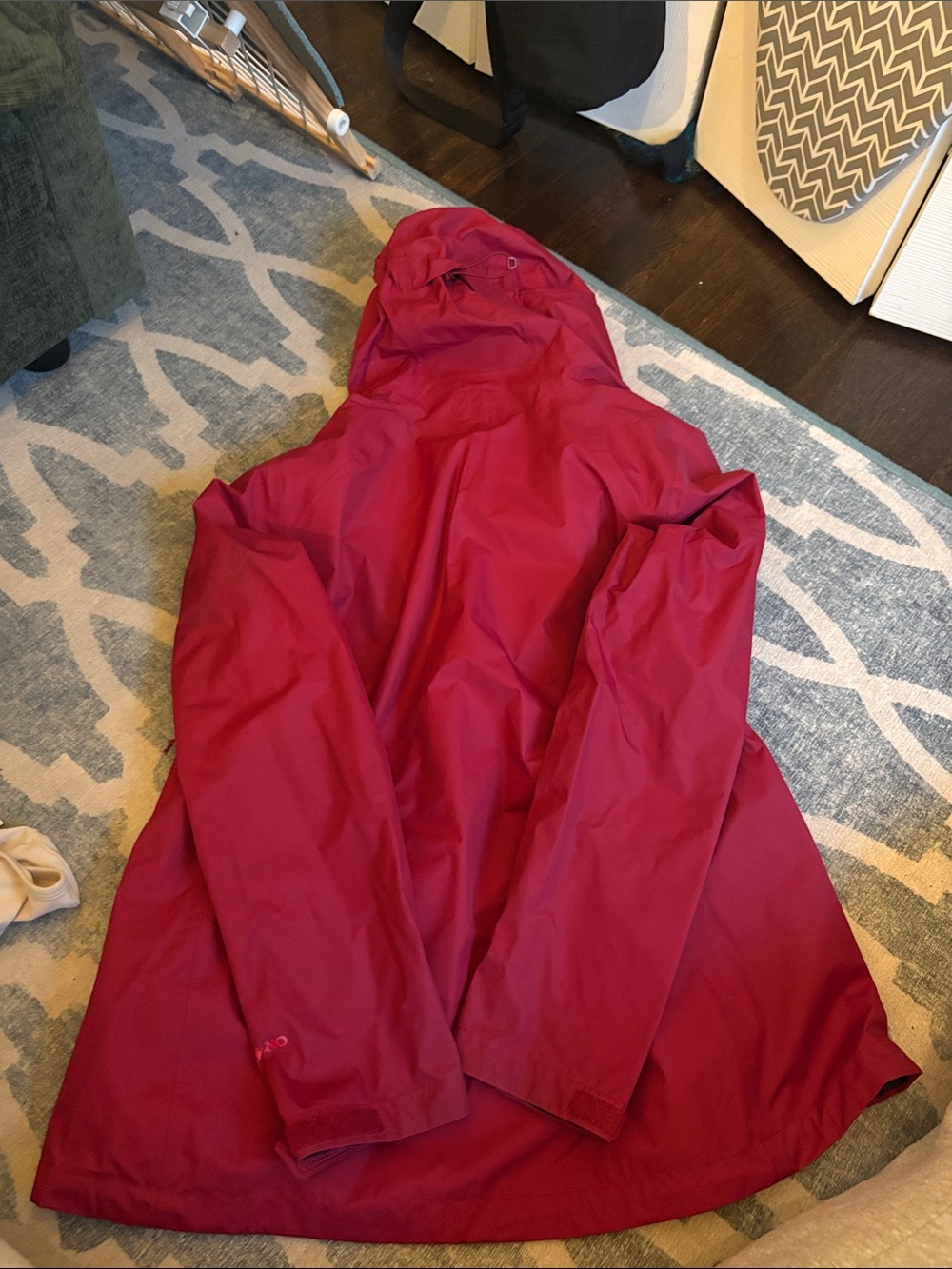 Patagonia Pink Rain Jacket - Picture 2 of 8